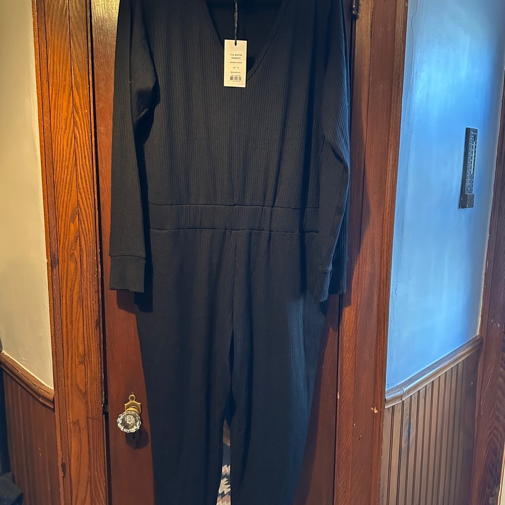 Smash & Tess Black ‘Aspen’ Ribbed Long Sleeve Romper